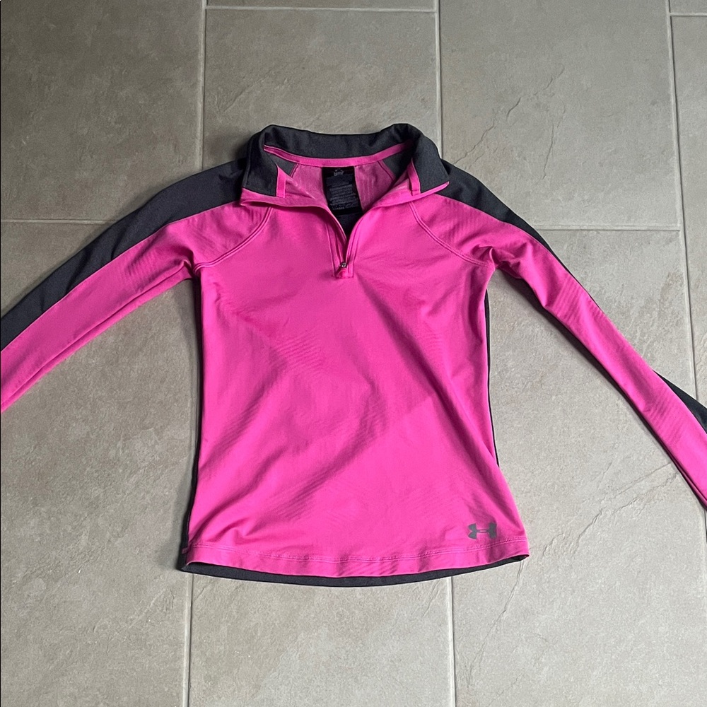 Under Armour Women's Long Sleeve Thin Pullover in Pink and Gray